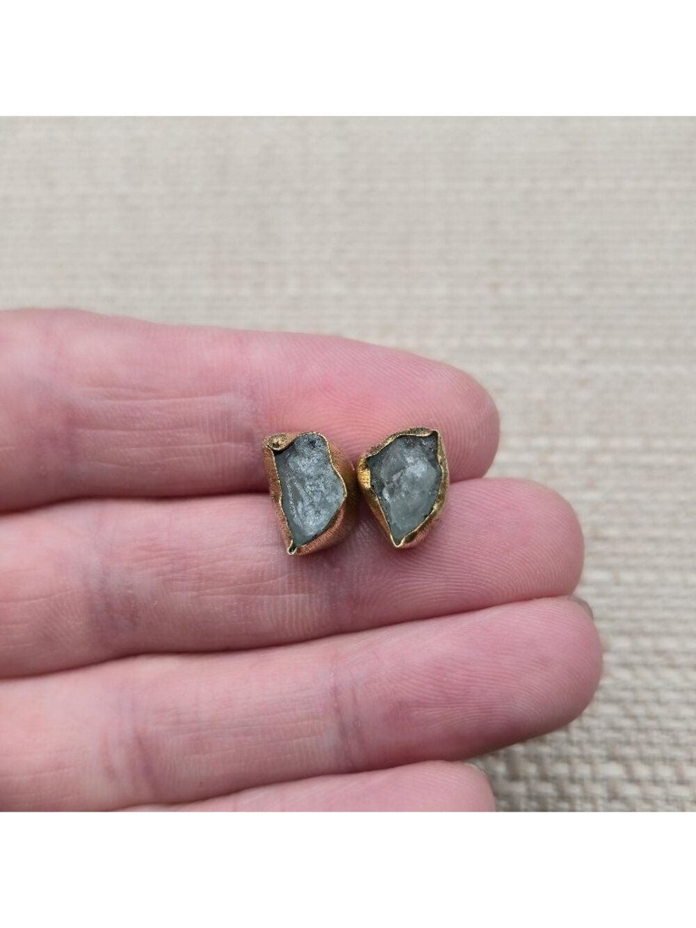 Raw Aquamarine Rough Crystal Stud Earrings in Textured Gold Electroplate A8624